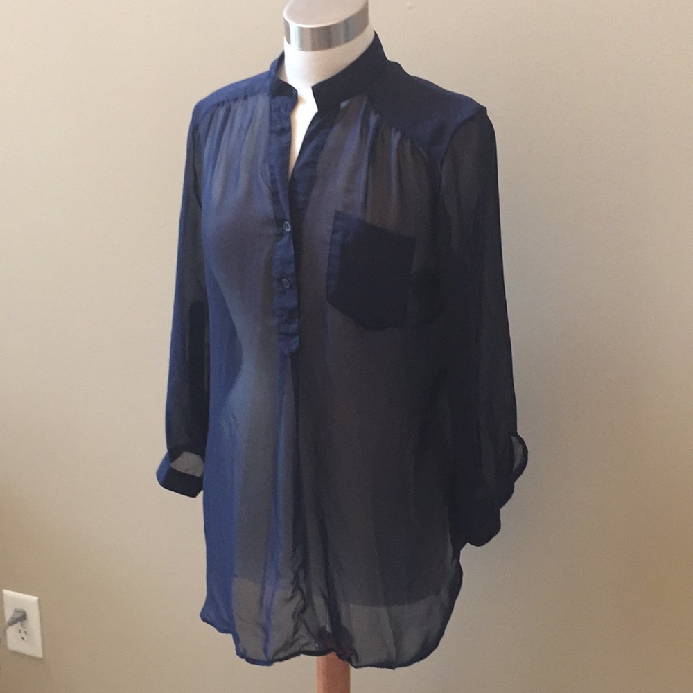 Navy top